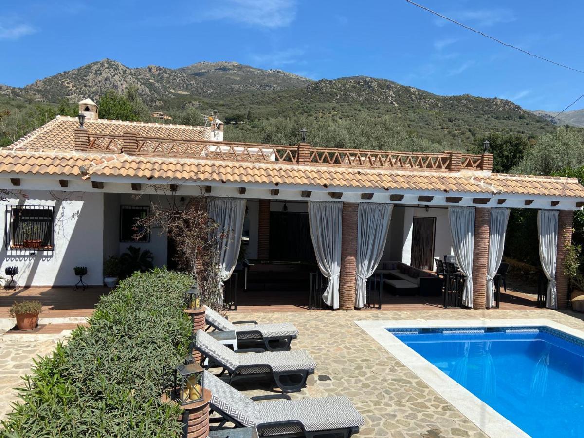 Villa Zahar Periana Екстериор снимка
